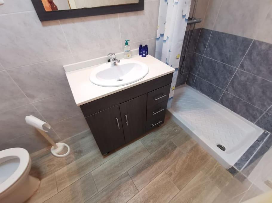 טורבייחה Primera Linea Playa Del Cura Con Piscina מראה חיצוני תמונה