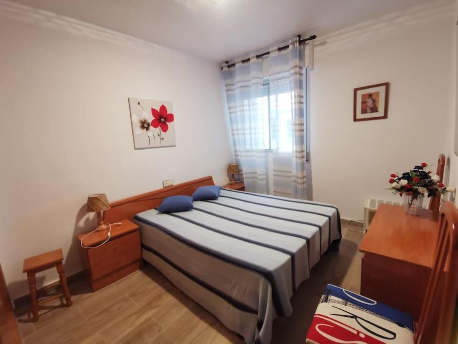 טורבייחה Primera Linea Playa Del Cura Con Piscina מראה חיצוני תמונה